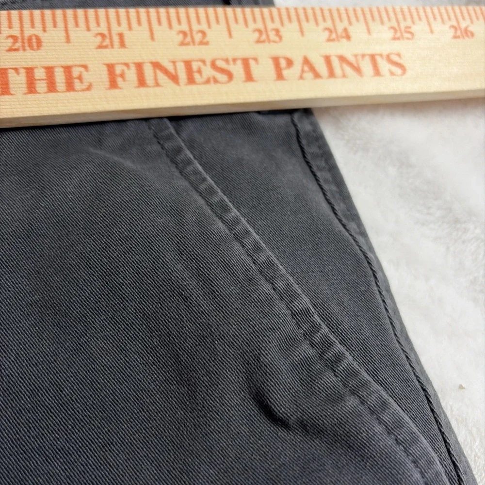 DockERS Men's Dark Gray Straight Fit Flat Front Khakis Chinos 46‎